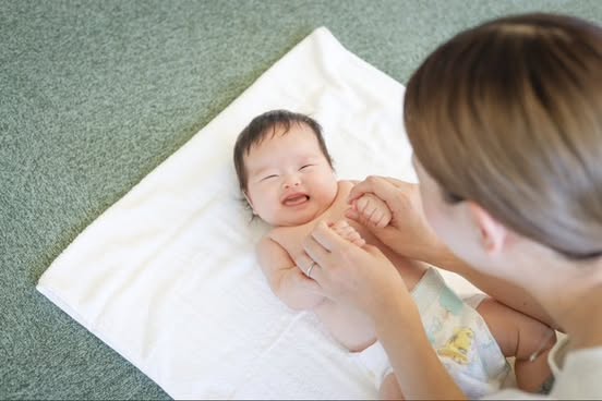 要予約 赤ちゃんといない・いない・ばあ!「ベビーマッサージ」