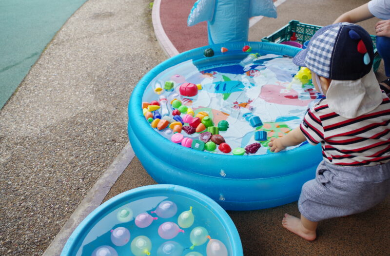 赤ちゃんといない・いない・ばあ！「お水でおままごと」