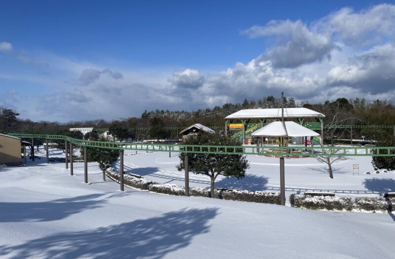 1/26（月）積雪による乗り物広場・ふわふわドームのご利用について