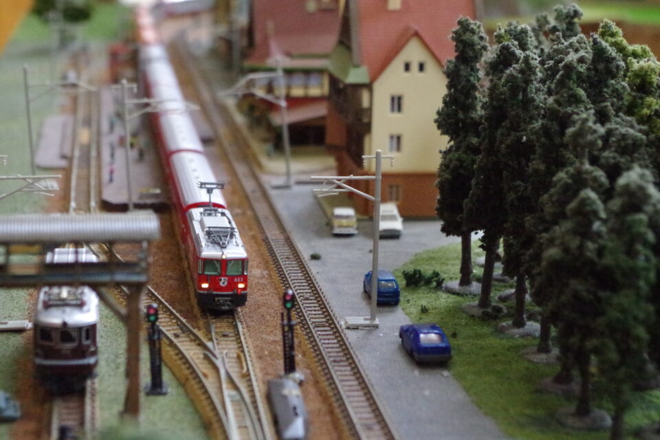 鉄道おもちゃで遊ぼう！